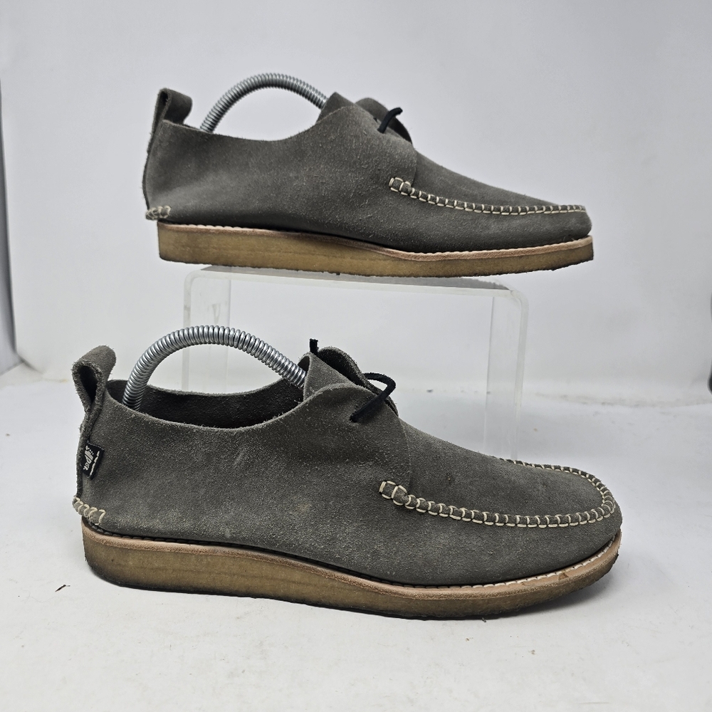 Yogi Lawson Mens Size 42 US 9 Gray Suede Moccasin Shoes with Crepe Soles